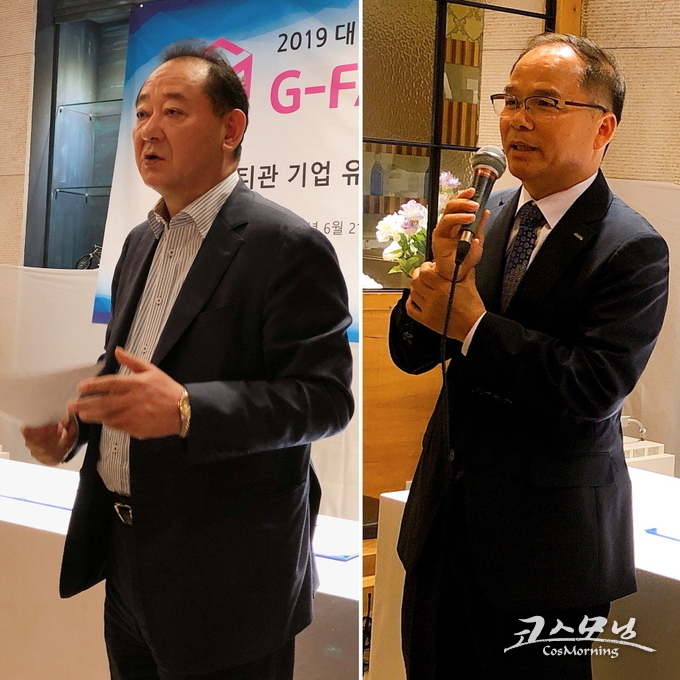 2019 G-FAIR KOREA ‘뷰티기업 유치에 관한 업무협약 체결식’에서 인사말을 하는 김성수 코이코 대표(좌), 이계열 경기도경제과학진흥원 글로벌통상본부 본부장.<br>
