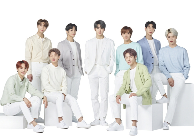 네이처리퍼블릭 새 모델로 선정된 글로벌 아이돌 그룹 NCT 127. 