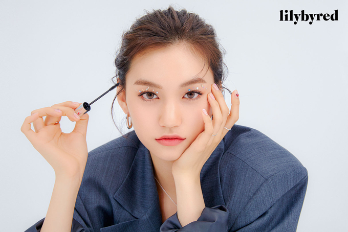 릴리바이레드 새 모델로 뽑힌 위키미키 멤버 김도연.<br>
