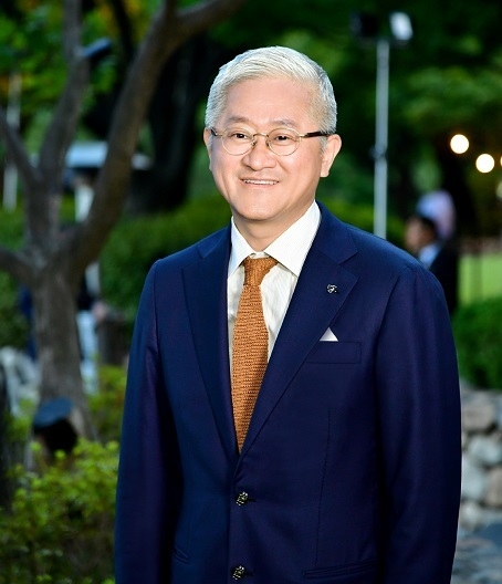 서경배 대한화장품협회장