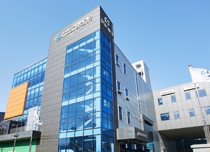 (주)이엔비에스가 2022년을 마무리하고 2023년을 맞이하면서 글로벌 시장을 향한 비상을 다짐했다. 검단산업단지에 위치한 (주)이엔비에스 본사 전경.
