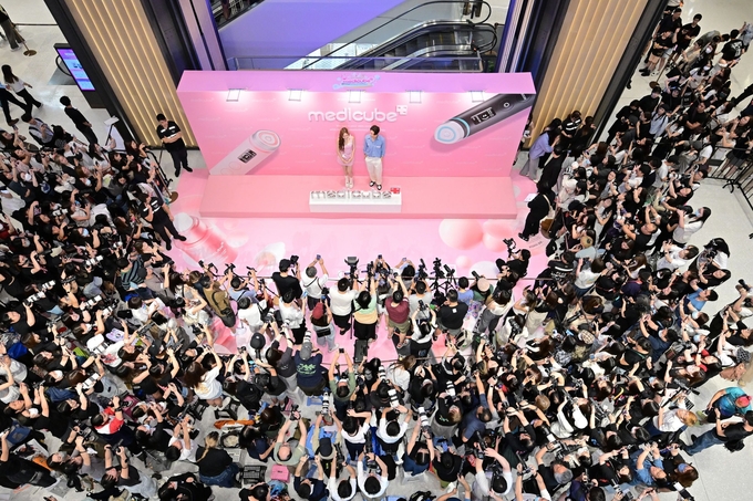 6월 23일부터 7월 6일까지 홍콩 하이산플레이스에서 열린 메디큐브 팝업스토어에 홍콩 소비자 3만명이 모여들었다.