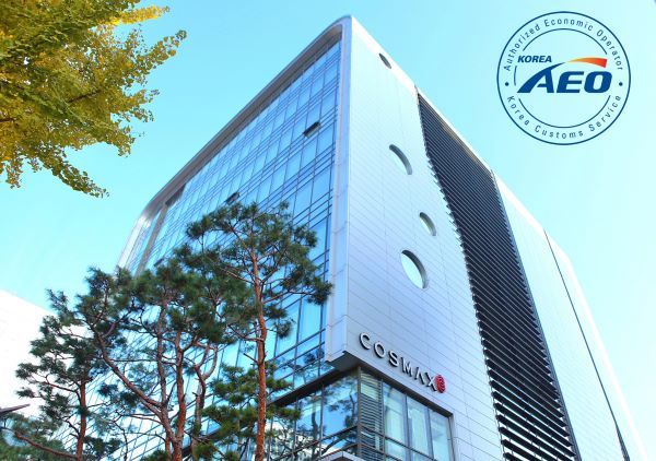 코스맥스가 K-뷰티 해외 수요 확대를 기반으로 사상 최초로 분기 매출 6천억 원을 돌파했다.