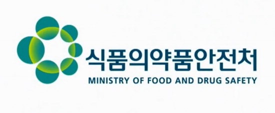 오는 5월부터 대상이 확대되는 기능성화장품의 기능성과 안전성에 대한 심사기준과 안전기준을 명확히 하는 '기능성화장품 심사에 관한 규정'과 '화장품 안전기준 등에 관한 규정' 개정안이 행정예고됐다.