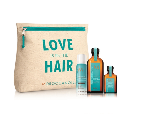 ‘모로칸오일(Moroccanoil)’은 헤어 케어와 스타일링을 간편하게 해결할 수 있는 5월 한정 패키지 ‘러브 이즈 인 더 헤어(LOVE IS IN THE HAIR)’를 출시한다.
