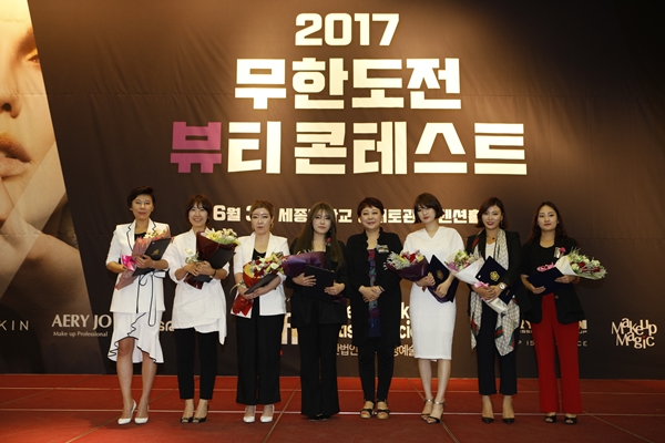 김유리 부회장의 사회로 오전 10시부터 오후 3시 50분까지 총 4부에 걸쳐 진행된 콘테스트는 100여명의 심사위원진의 전자심사가 함께 어우러져 노력과 실력에 대한 공정한 평가가 이뤄졌다.