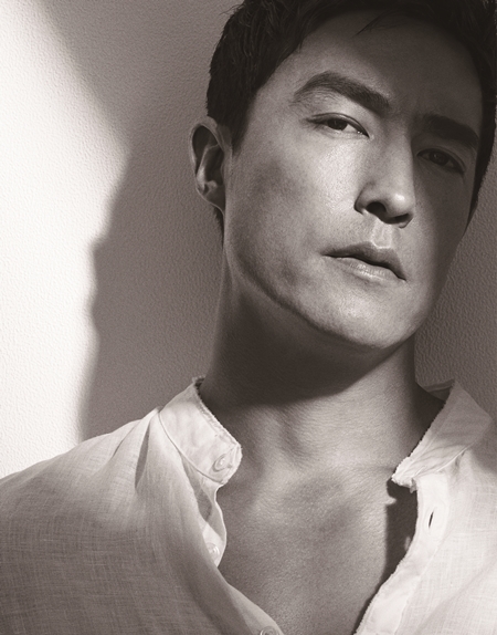 No.1 남성 향수 브랜드 존바바토스(John varvatos)가 글로벌 톱 배우 다니엘 헤니(Daniel Henney)를 전속 모델로 발탁했다.