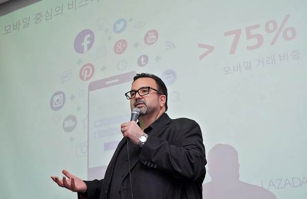 동남아시아 최대 규모의 온라인 쇼핑 플랫폼 라자다가 동남아시아 소비자들에게 보다 다양한 한국 상품을 소개하기 위해 국내 브랜드와 셀러들과의 협력을 본격화한다고 발표했다. 라자다의 전략에 대해 브리핑하고 있는 윌 로스 라자다 크로스보더 대표.