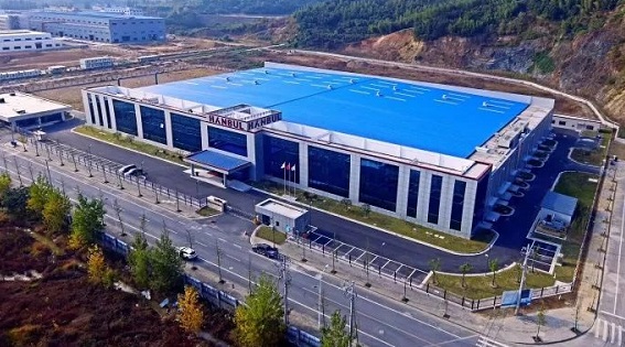 공장 건축 1년6개월 여만에 모든 과정을 마무리하고 생산에 돌입한 잇츠한불 후저우 공장 전경.