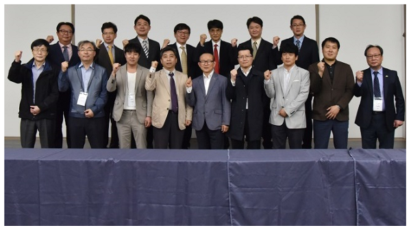 인천 지역 기업 성장동력 강화를 위한 산학연 공동연구 진행과 함께 특허 사업화, 중대형 국책사업 수주 등의 활동을 펼칠 ‘인천 뷰티·바이오산업 R&BD 연구회’가 출범했다.