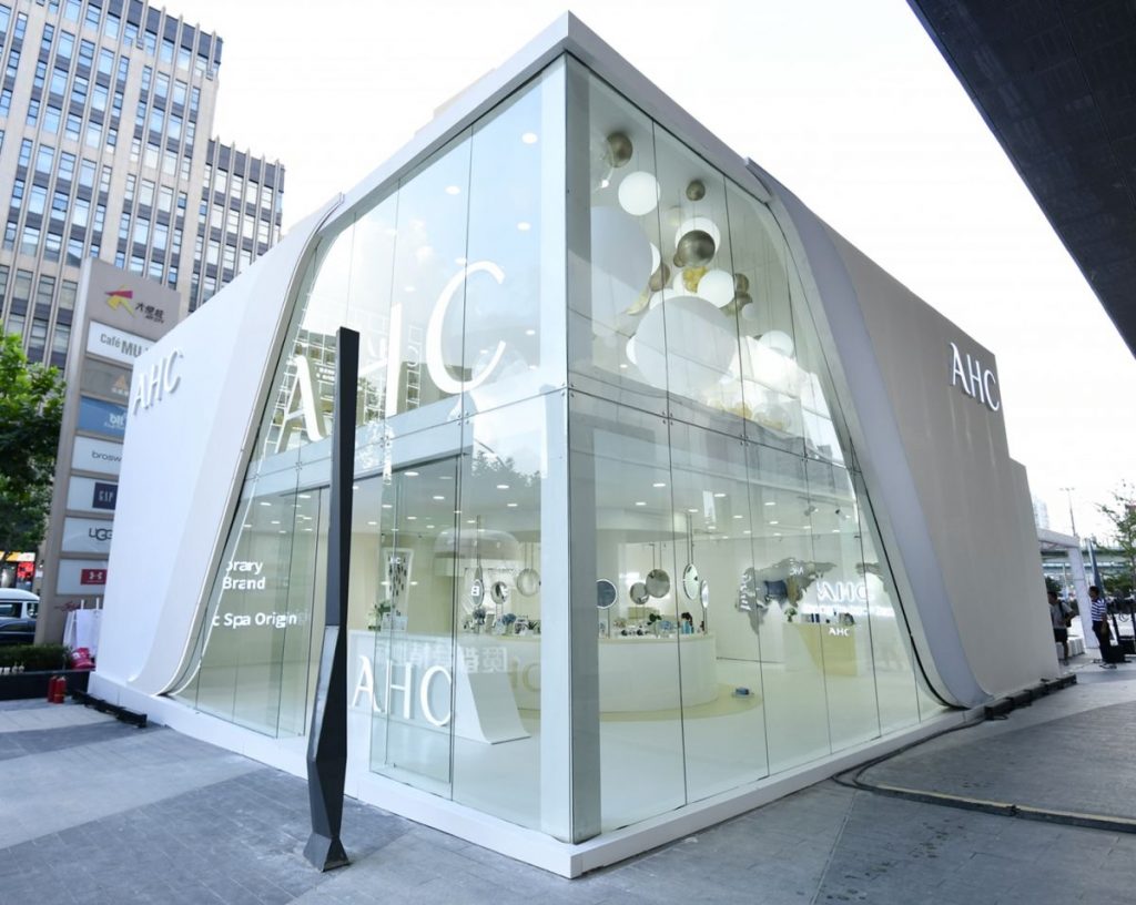 중국 상해에 문을 연 AHC 팝업스토어