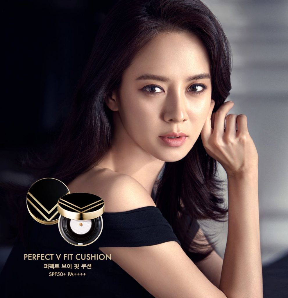 현대홈쇼핑이 오는 25일 프리미엄 색조 브랜드 비디비치 론칭 생방송을 진행한다.